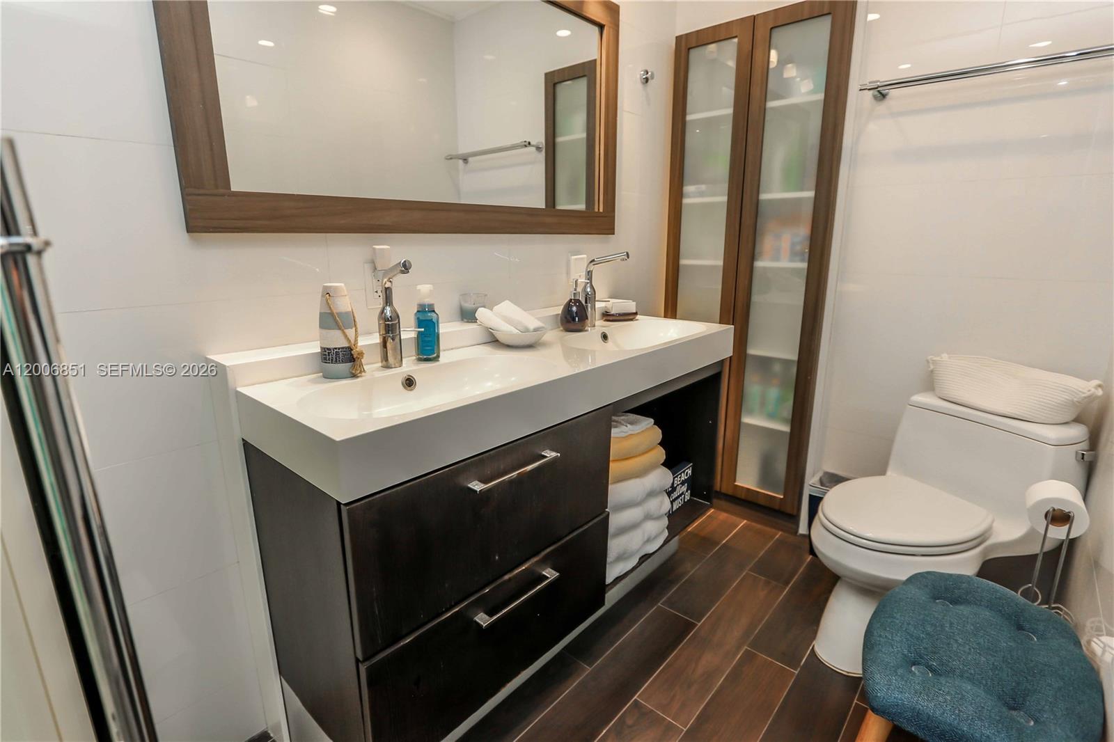 3300 North Surf Road, Unit 17A Hollywood, FL 33019 - Photo 18 of 38
