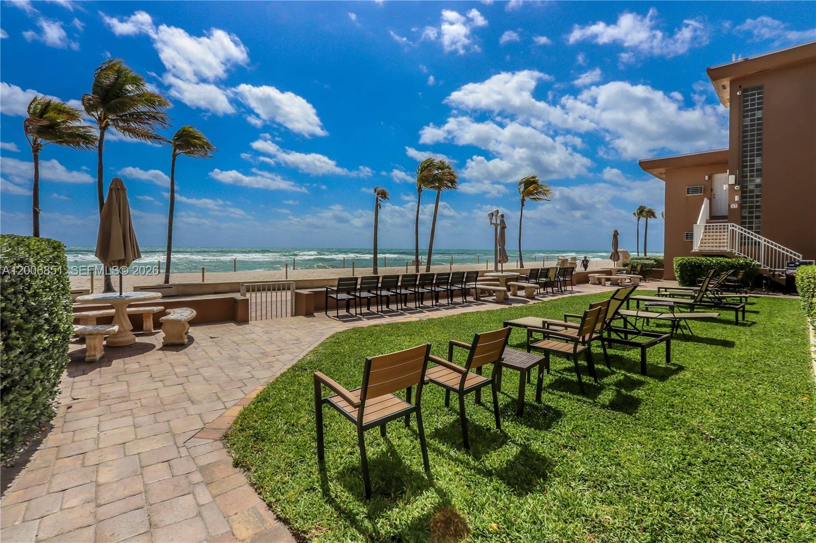 3300 North Surf Road, Unit 17A Hollywood, FL 33019 - Photo 32 of 38