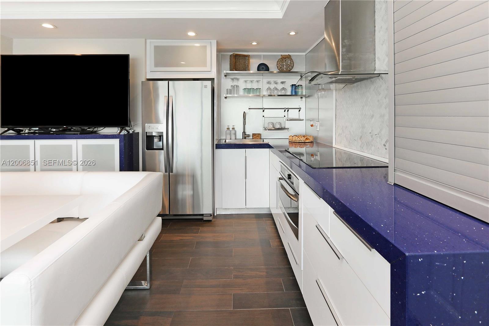 3300 North Surf Road, Unit 17A Hollywood, FL 33019 - Photo 8 of 38