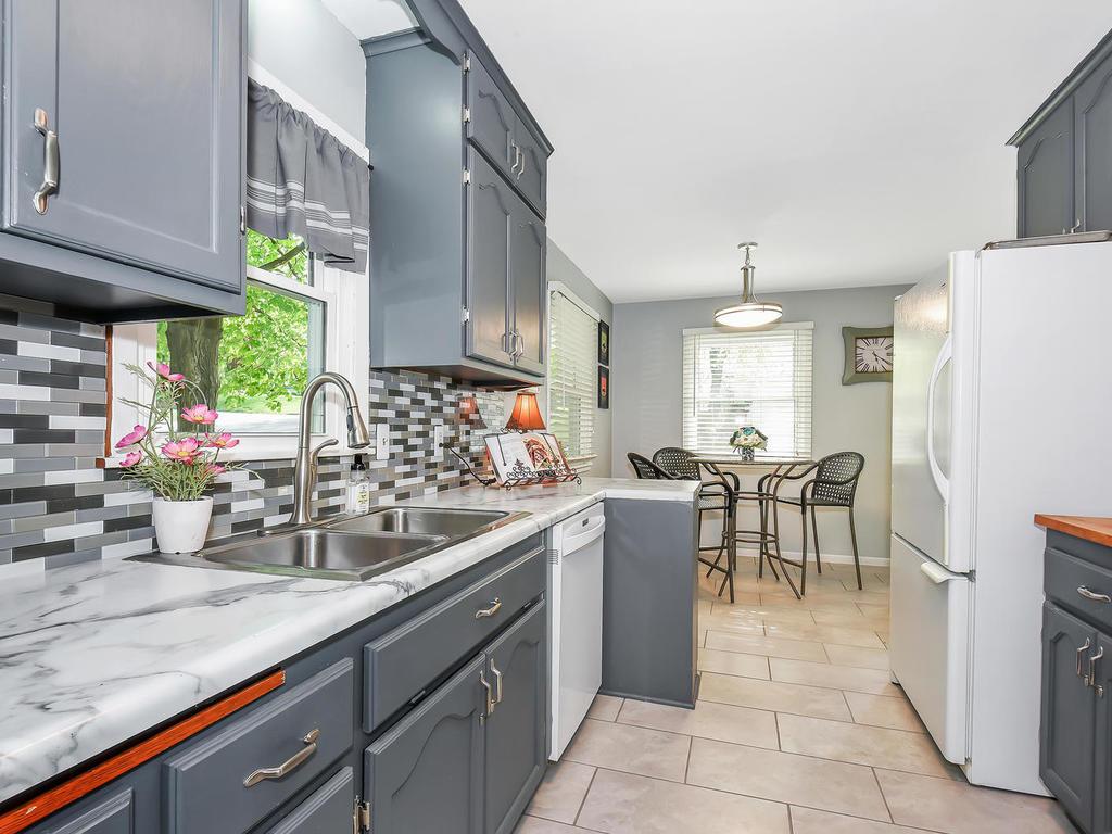 15801 South Lund Road Eden Prairie, MN 55346 - Photo 1 of 1 Gallery Image 1