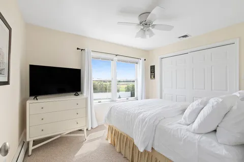 Undisclosed Address, Water Mill, NY 11976