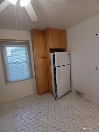 $1,650 | 16 Church Street, Unit 1, East Haven, CT 06512
