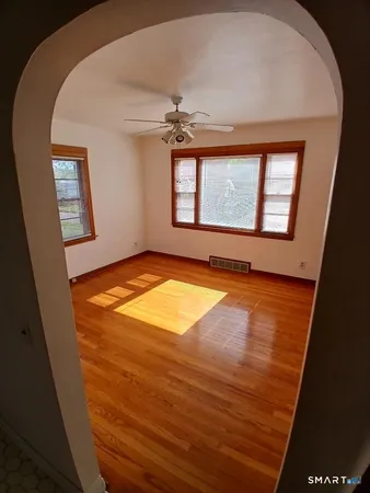 $1,650 | 16 Church Street, Unit 1, East Haven, CT 06512
