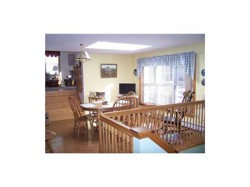 21 Simpson Street Wells, ME 04090 - Photo 4 of 12 Dining Room.