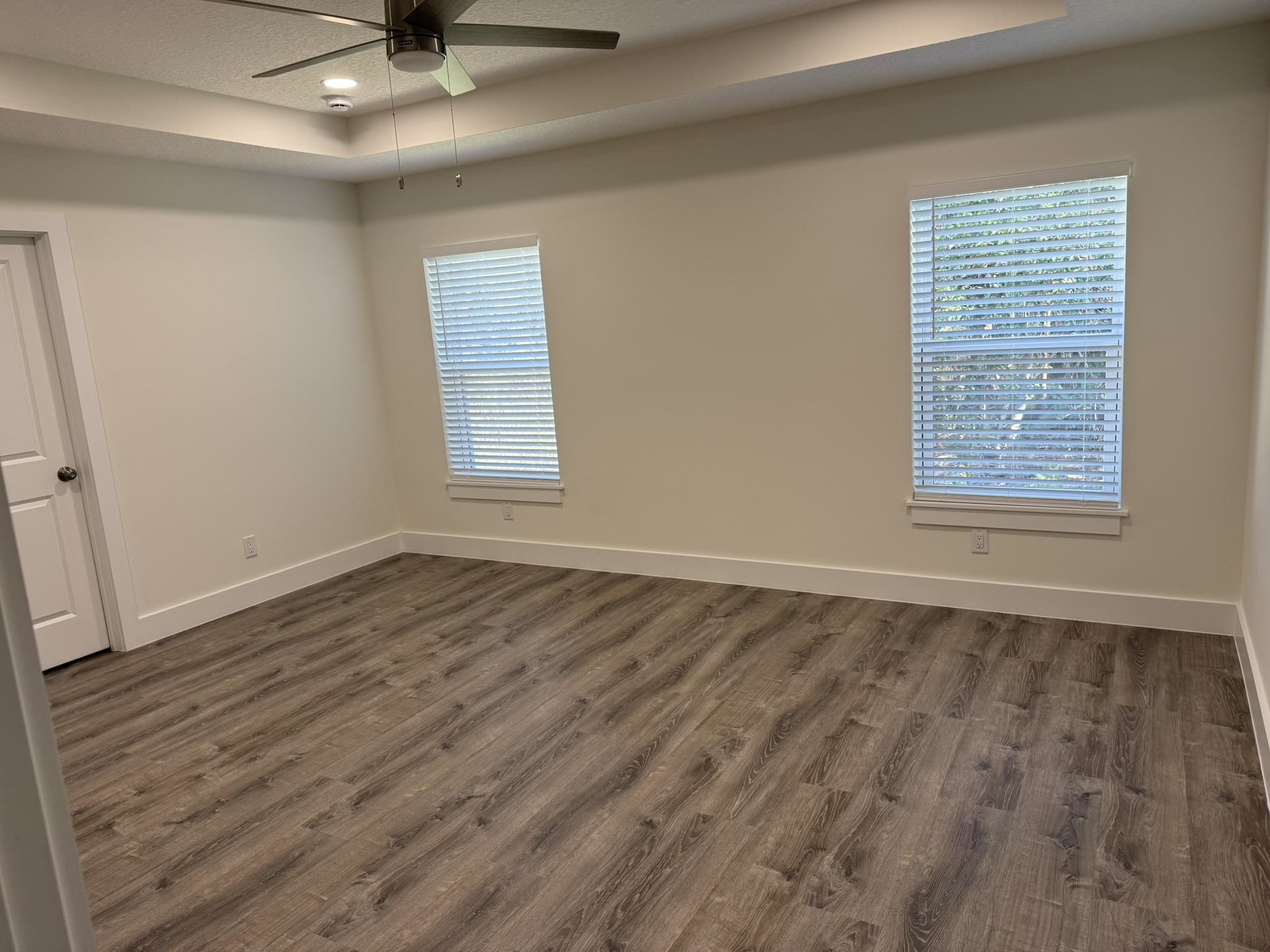 611 Queen Road St. Augustine, FL 32086 - Photo 7 of 17 Large Master Bedroom with tray ceiling