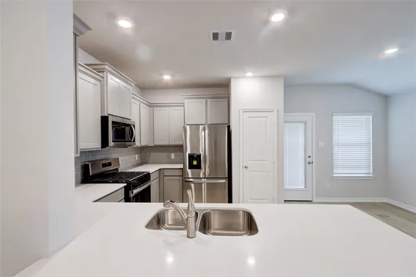 $2,250 | 6209 Raleigh Drive, College Station, TX 77845
