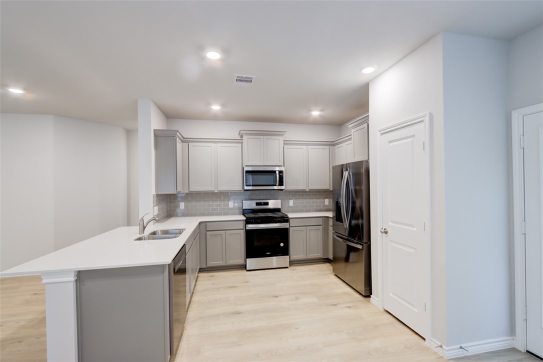 6209 Raleigh Drive College Station, TX 77845 - Photo 5 of 27