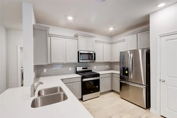 $2,250 | 6209 Raleigh Drive, College Station, TX 77845