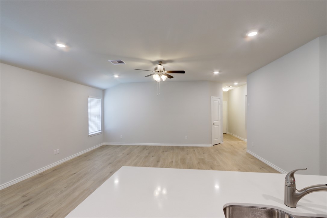 6209 Raleigh Drive College Station, TX 77845 - Photo 9 of 27