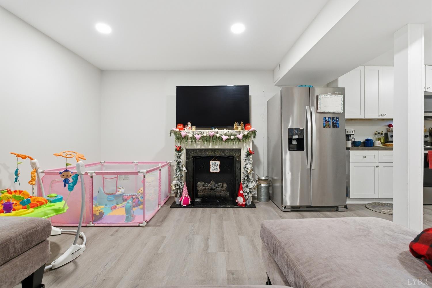 5225 Blue Ridge Drive Gretna, VA 24557 - Photo 8 of 27