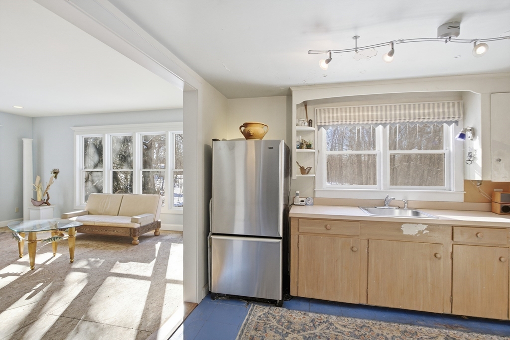 414 Great Road Stow, MA 01775 - Photo 13 of 42