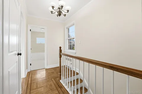 $999,998 | 2015 Tenbroeck Avenue | Pelham Parkway