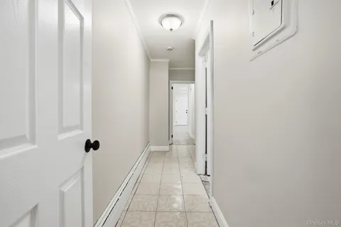 $999,998 | 2015 Tenbroeck Avenue | Pelham Parkway