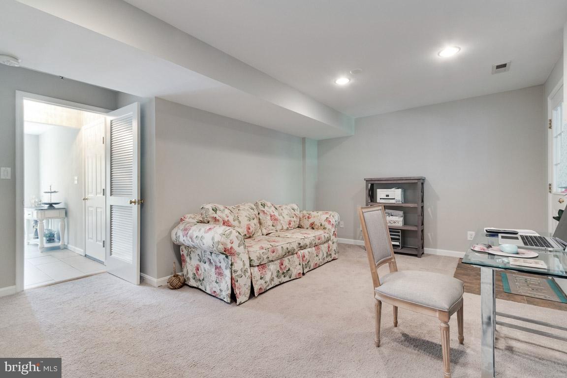 25199 Destination Square Aldie, VA 20105 - Photo 11 of 39