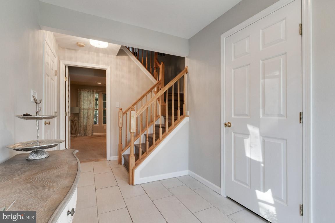 25199 Destination Square Aldie, VA 20105 - Photo 4 of 39