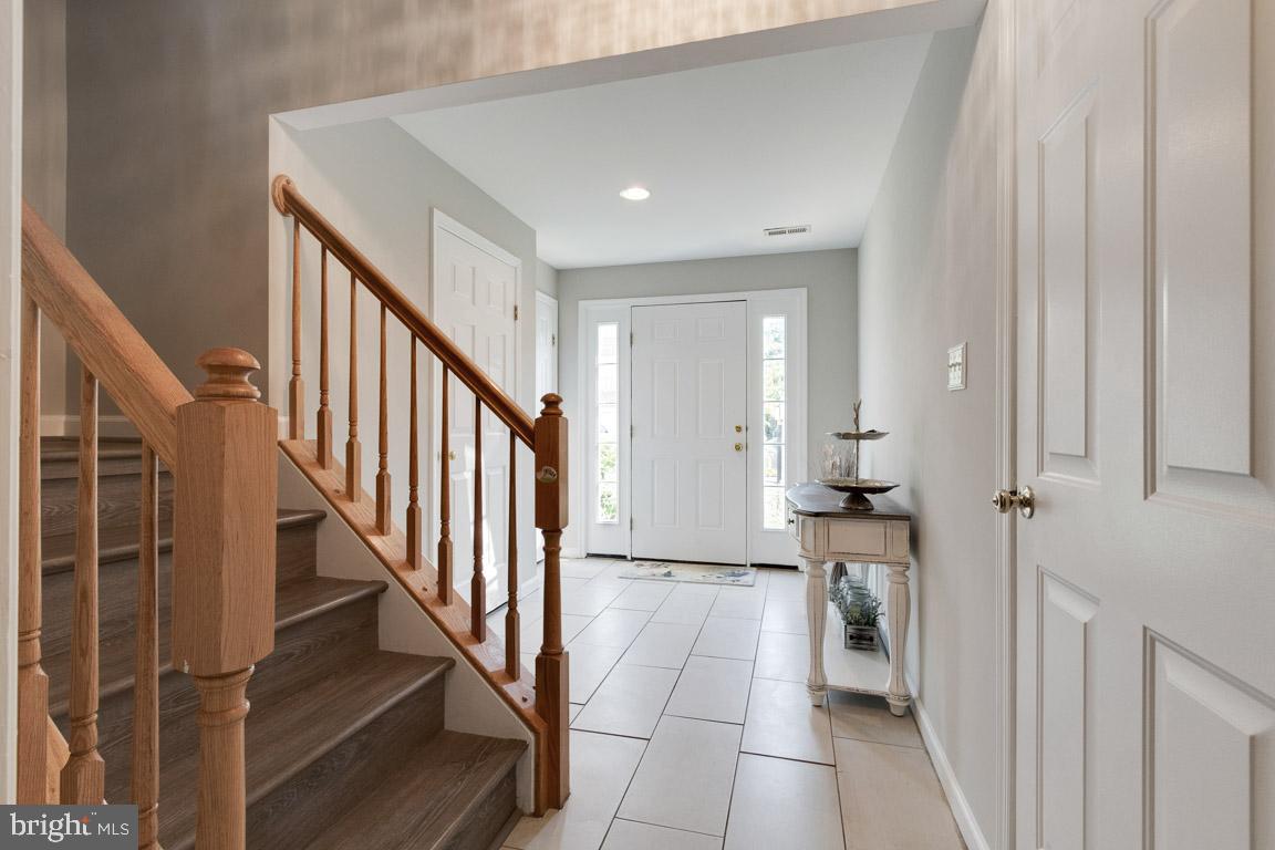 25199 Destination Square Aldie, VA 20105 - Photo 5 of 39