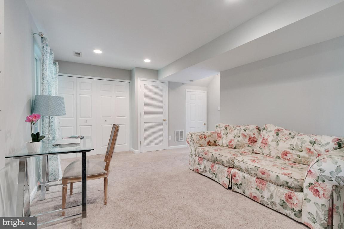 25199 Destination Square Aldie, VA 20105 - Photo 9 of 39