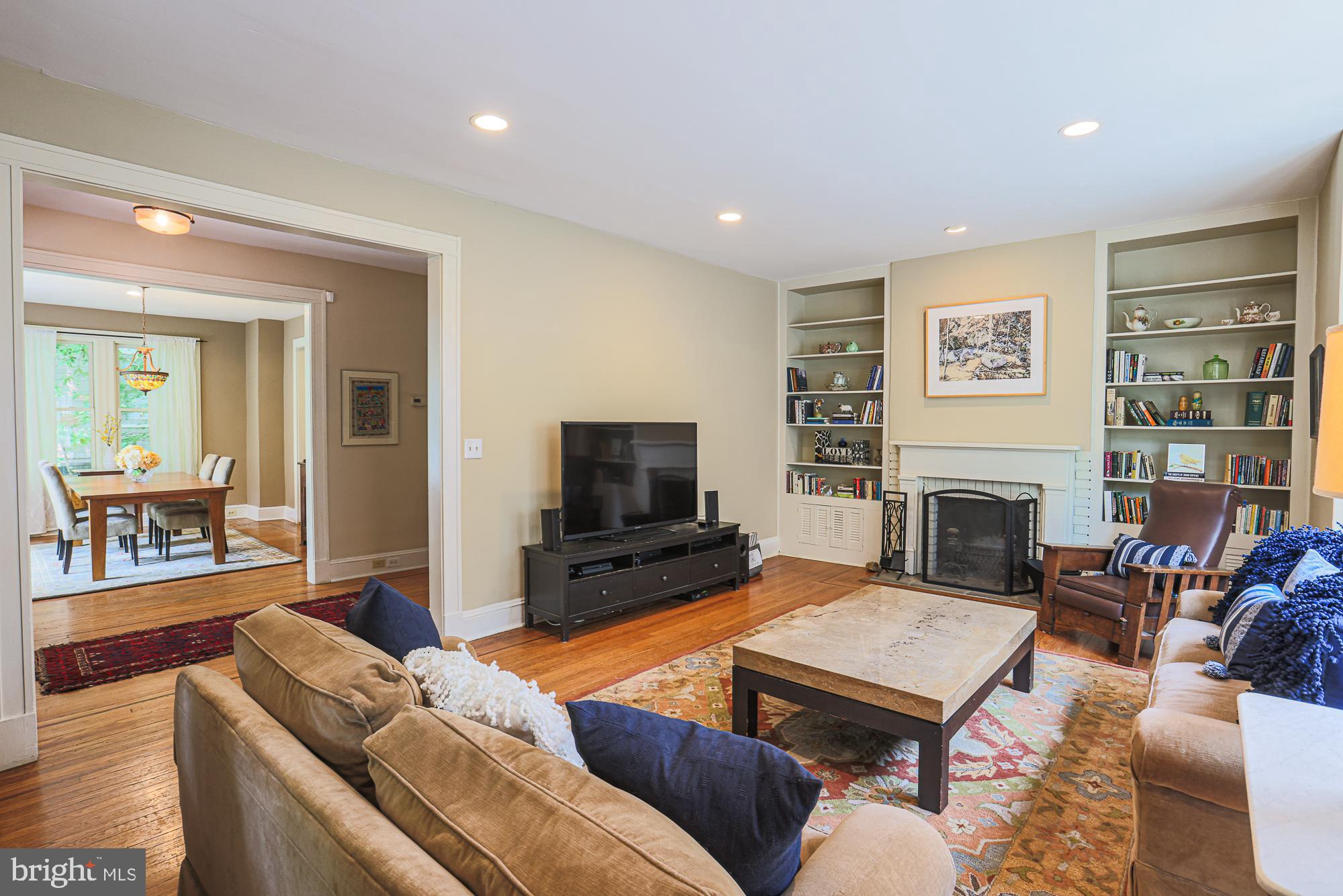 2304 Ken Oak Road Baltimore, MD 21209 - Photo 11 of 63 Tall ceilings and recessed lighting