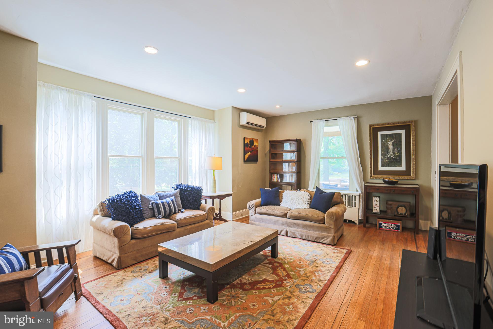 2304 Ken Oak Road Baltimore, MD 21209 - Photo 12 of 63 Gorgeous natural light in living room