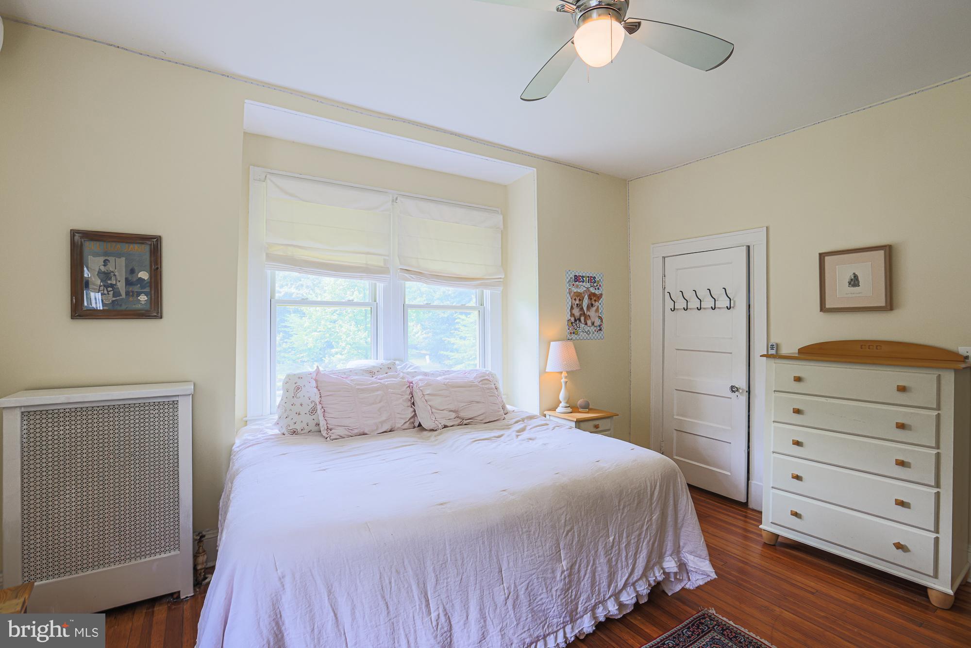 2304 Ken Oak Road Baltimore, MD 21209 - Photo 39 of 63 Second Bedroom with large closet