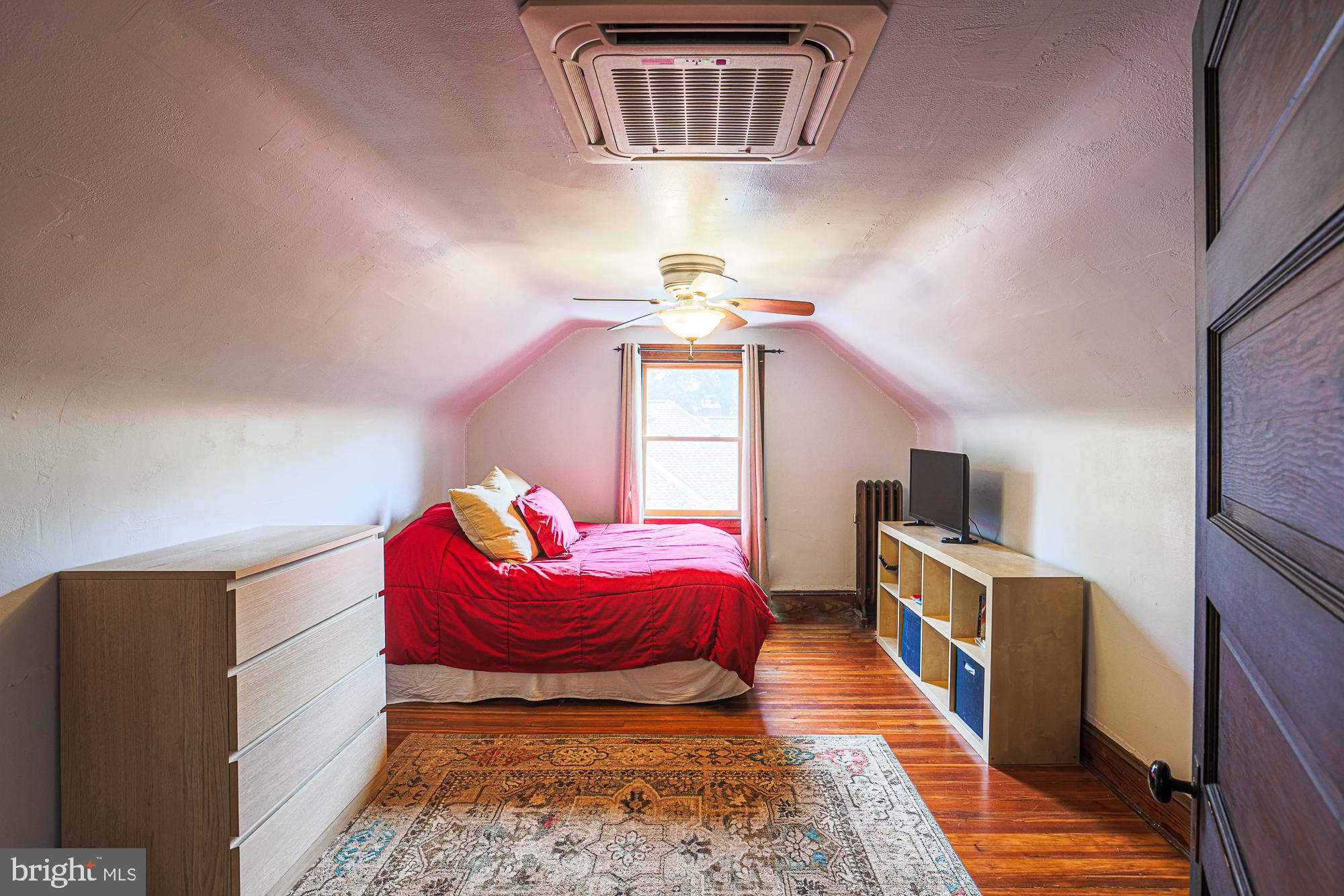 2304 Ken Oak Road Baltimore, MD 21209 - Photo 48 of 63 Fifth bedroom