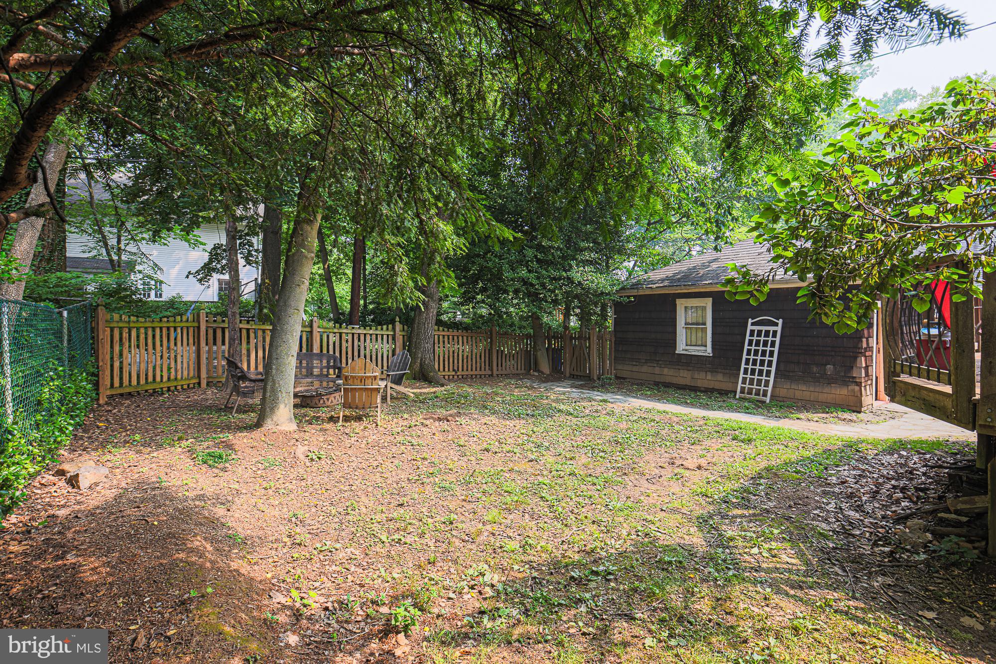 2304 Ken Oak Road Baltimore, MD 21209 - Photo 60 of 63 Back yard and garage