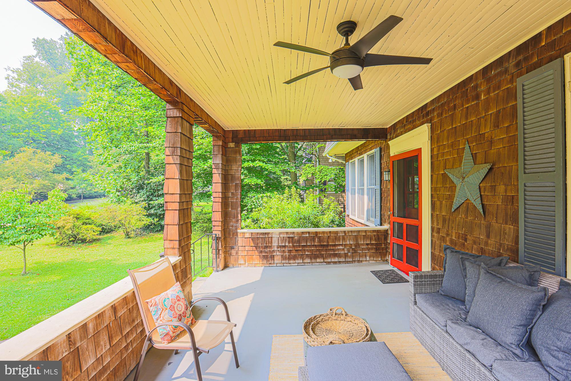 2304 Ken Oak Road Baltimore, MD 21209 - Photo 9 of 63 Front Porch