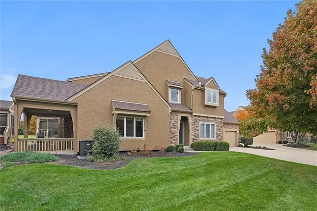 $399,000 | 13928 South Summit Street, Olathe, KS 66062