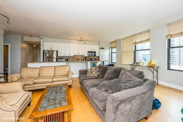 $3,850 | 330 North Jefferson Street, Unit 1405, Chicago, IL 60661