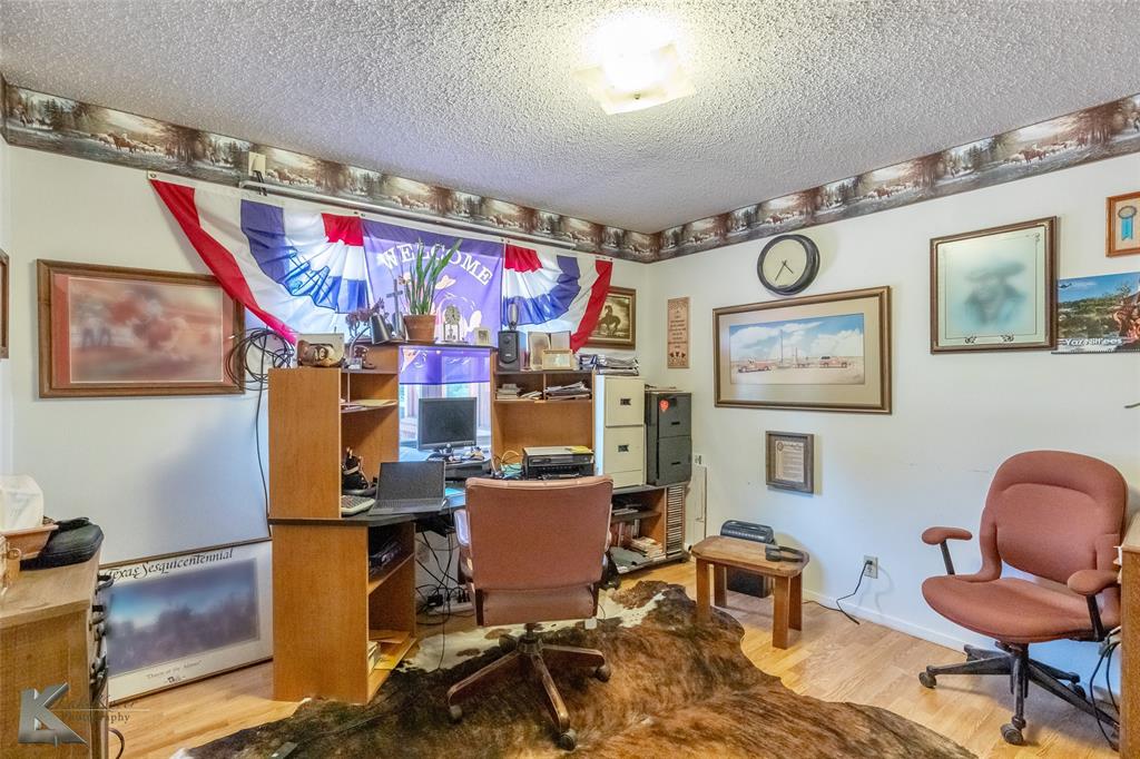 8608 Spinks Road Abilene, TX 79603 - Photo 19 of 40 Office/Bedroom #2