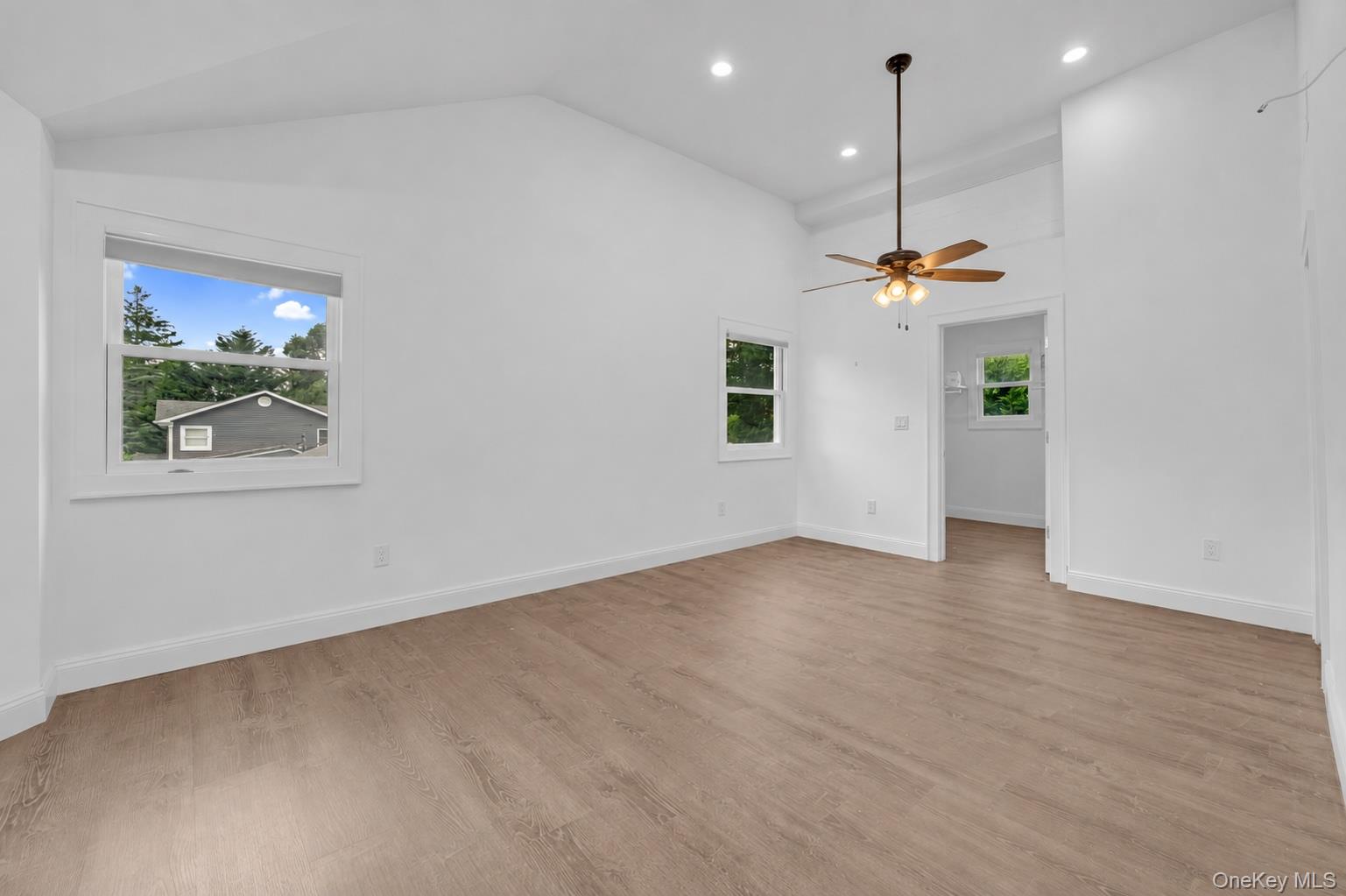 55 Yuma Lane East Islip, NY 11730 - Photo 15 of 21