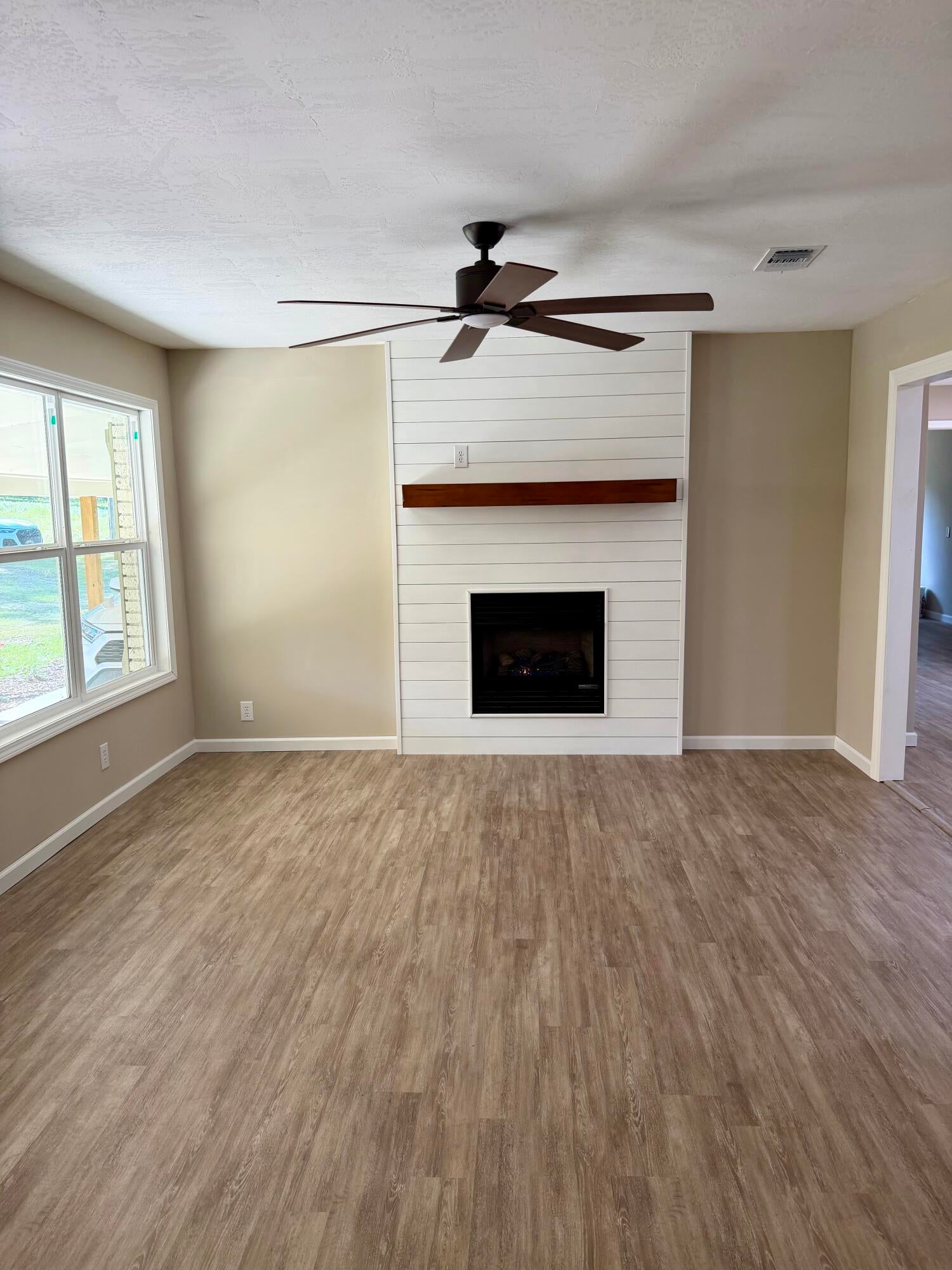 217 Midway Church Road Sumrall, MS 39482 - Photo 5 of 32 Gallery Image 5