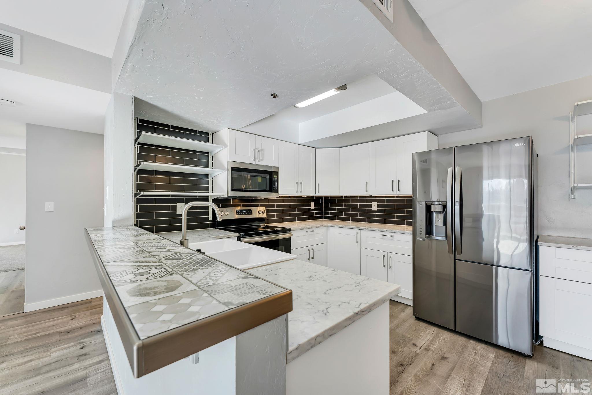 3095 Lakeside Drive, Unit 211 Reno, NV 89509 - Photo 14 of 31 Photo 14