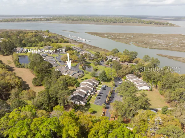 $215,000 | 3 Marsh Harbor Drive, Unit 3E, Beaufort, SC 29907