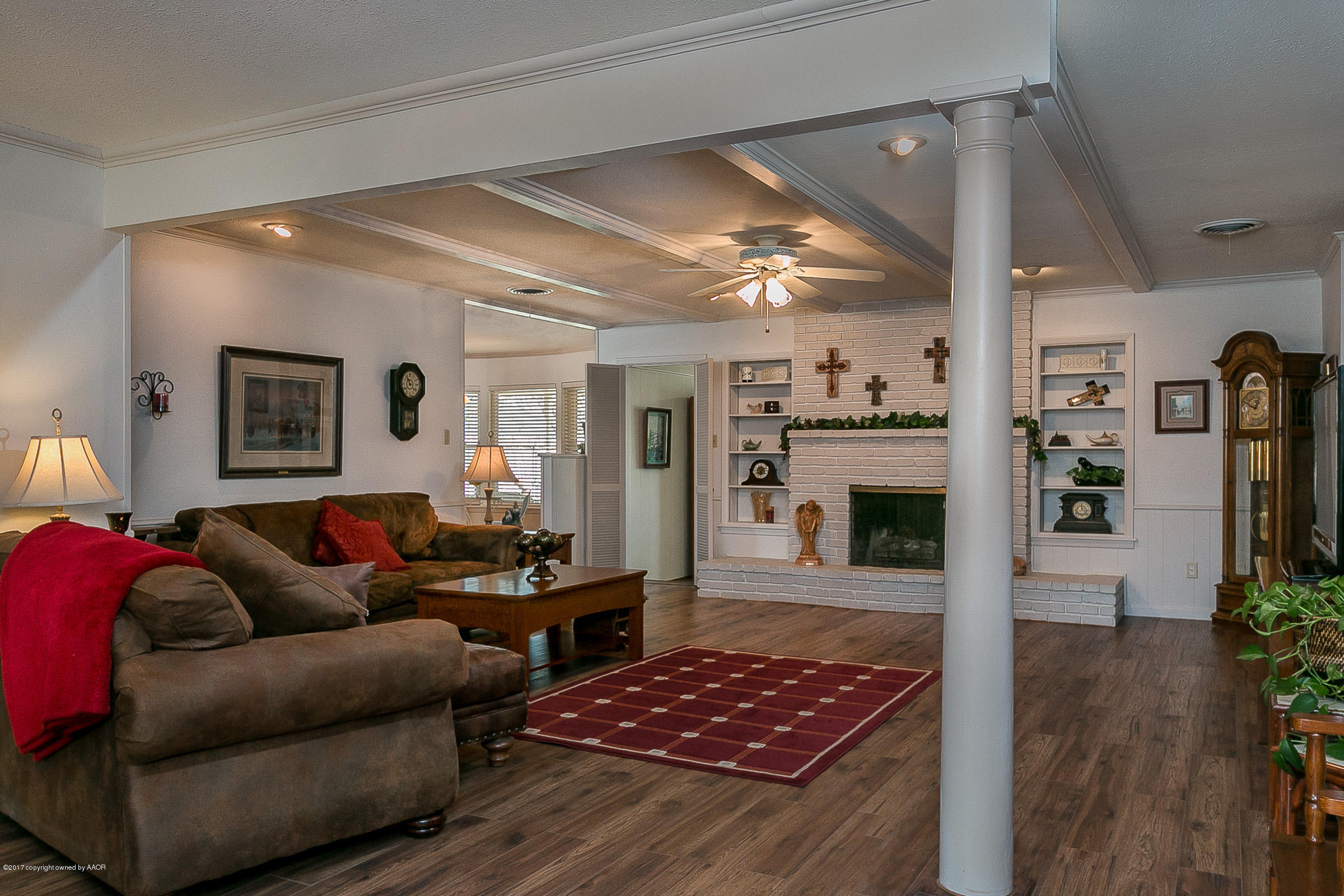 3315 Bedford Road Amarillo, TX 79106 - Photo 5 of 30 005_Living Area From Entry