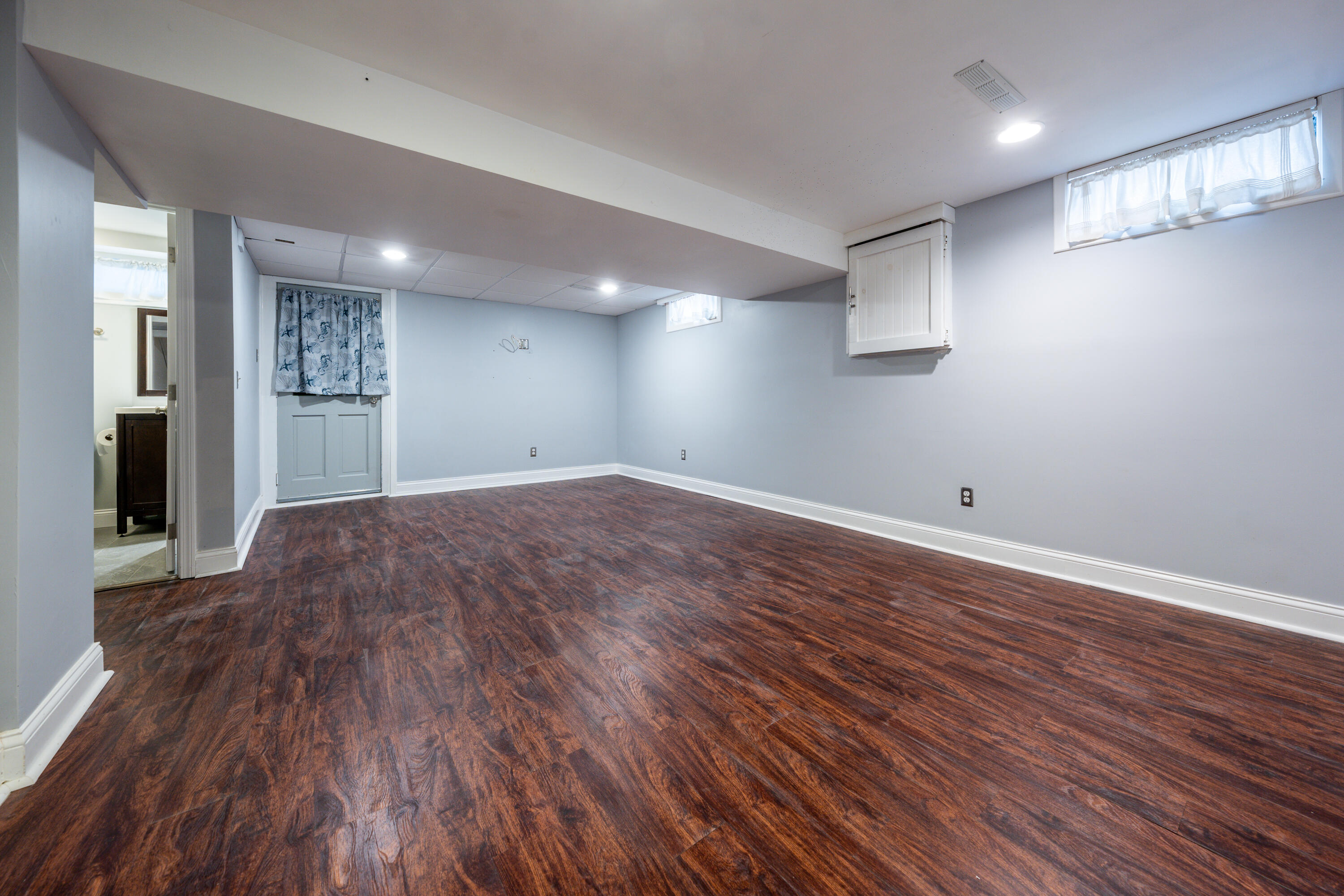727 Shootflying Hill Road Centerville, MA 02632 - Photo 19 of 28 basement2