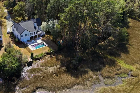 $1,295,000 | 106 Berkshire Drive, Wando, SC 29492