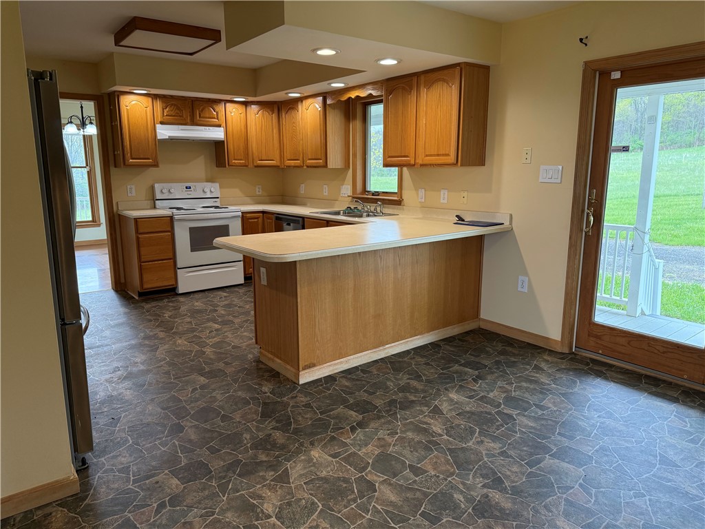 8625 Oakland Road Portage, NY 14517 - Photo 5 of 48