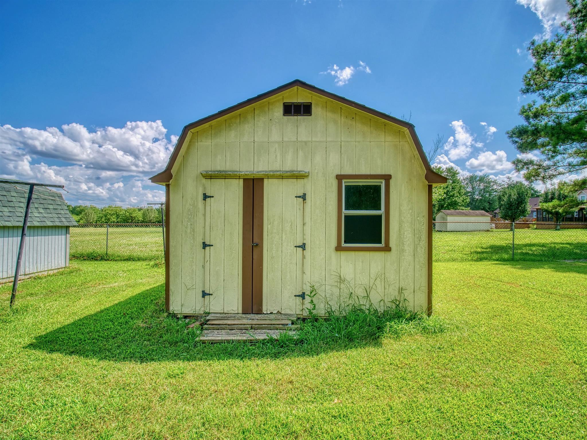 3745 Confederate Road Murfreesboro, TN 37128 - Photo 20 of 30 Storage building #2