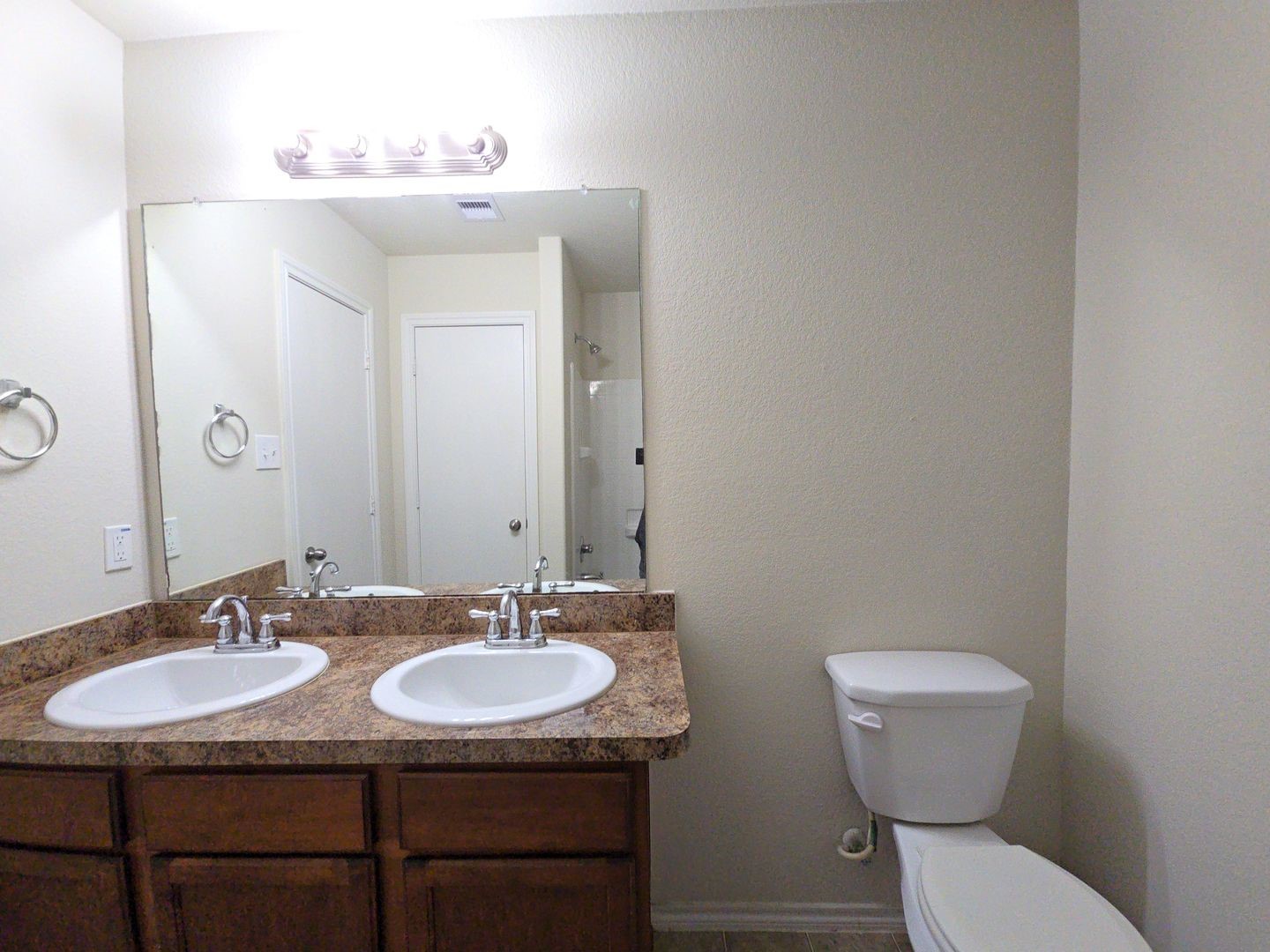 810 Lightningbug Lane Conroe, TX 77301 - Photo 20 of 26
