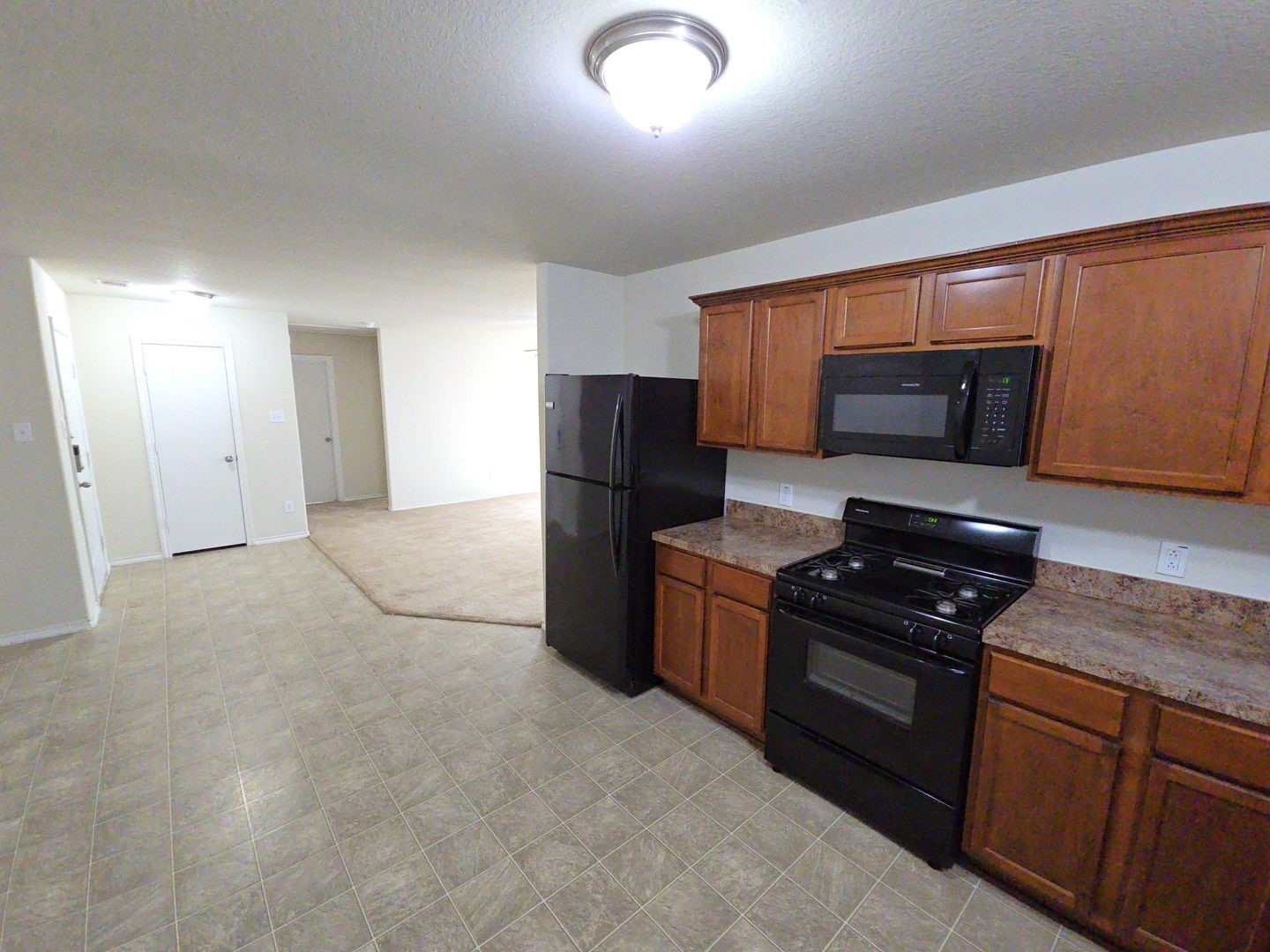 810 Lightningbug Lane Conroe, TX 77301 - Photo 6 of 26