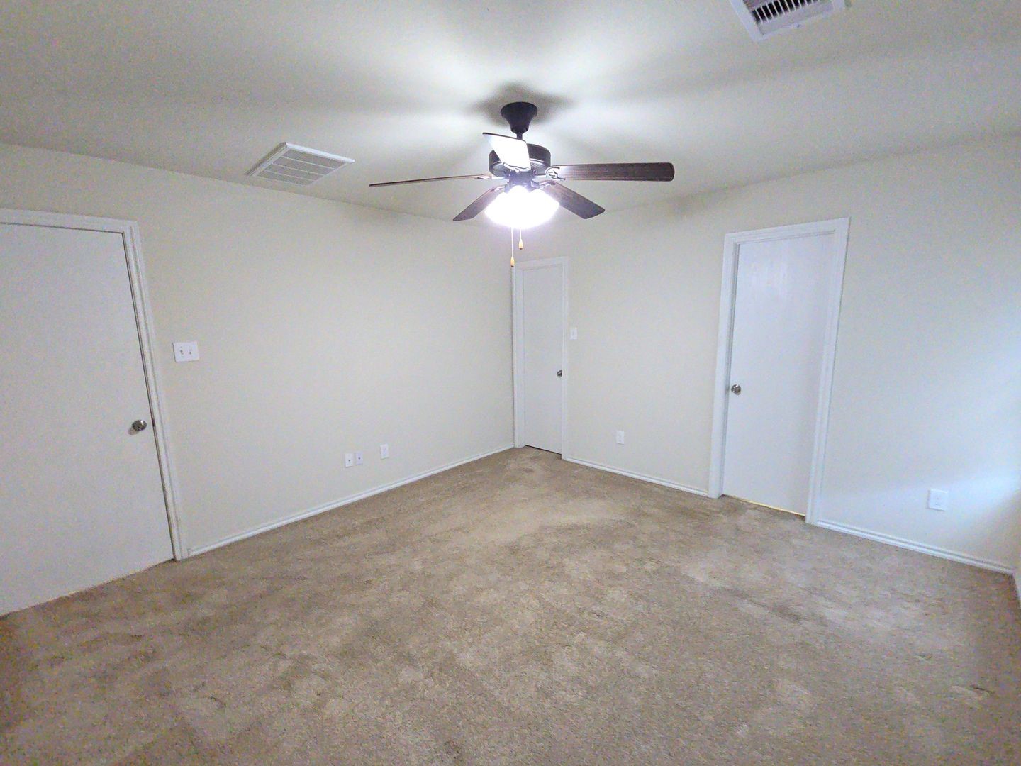 810 Lightningbug Lane Conroe, TX 77301 - Photo 8 of 26