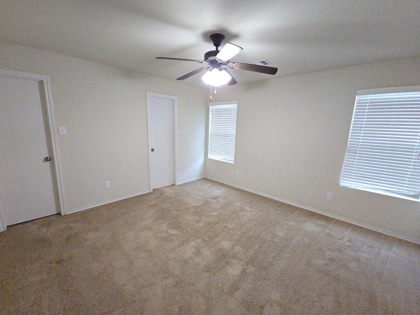 810 Lightningbug Lane Conroe, TX 77301 - Photo 9 of 26
