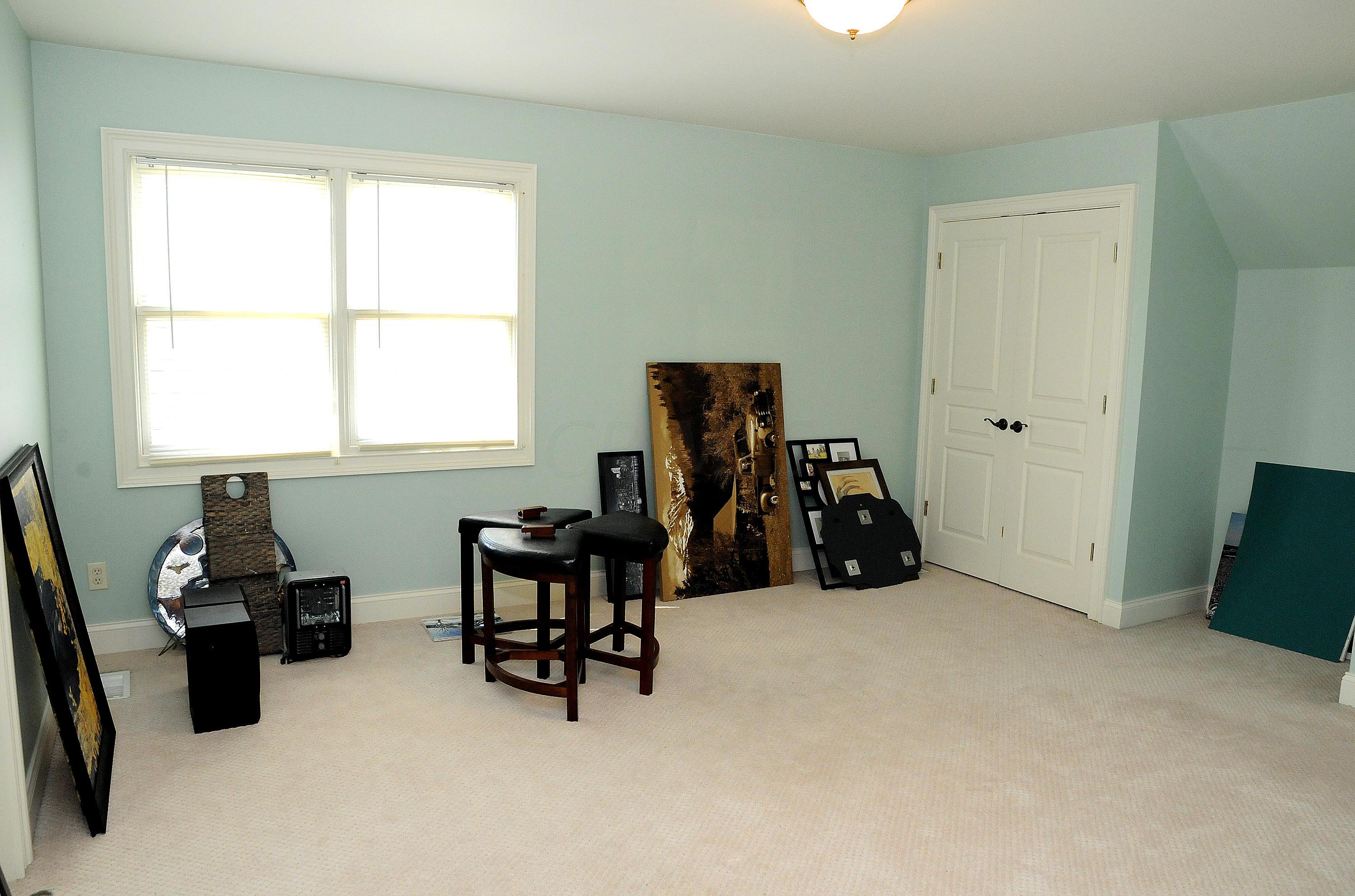 10356 Cadiz Road Cambridge, OH 43725 - Photo 32 of 40