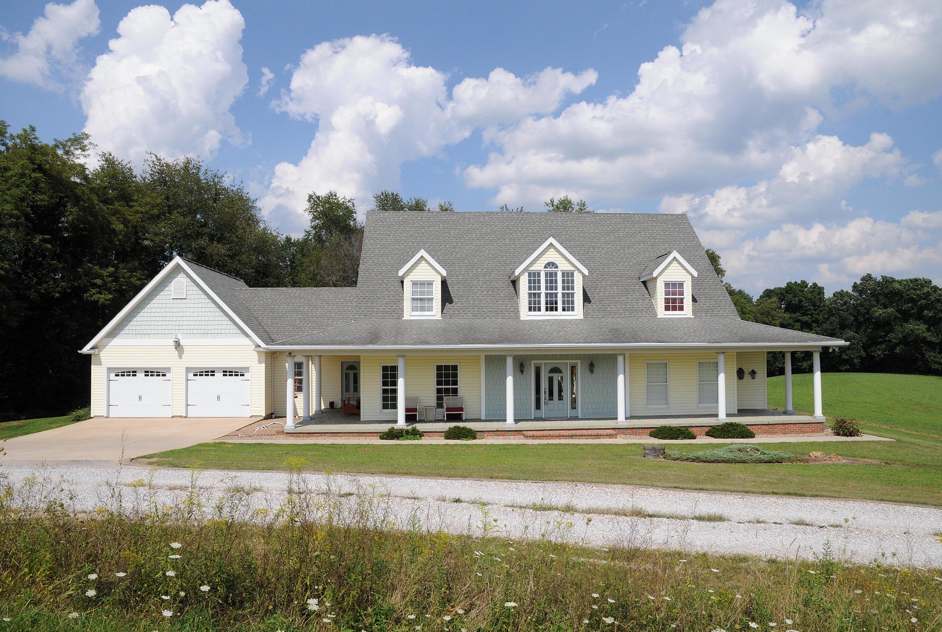 10356 Cadiz Road Cambridge, OH 43725 - Photo 4 of 40