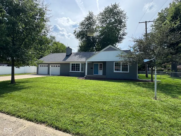$295,000 | 313 South 32nd Street, Terre Haute, IN 47803