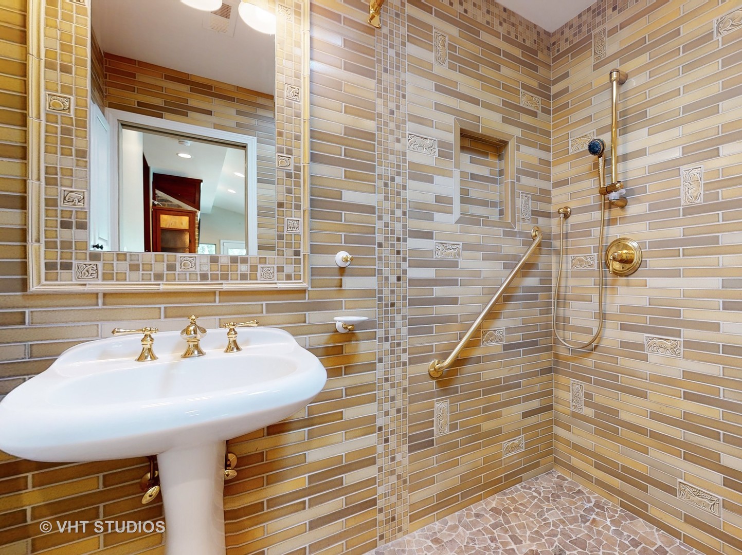 46 Old Hart Road Barrington Hills, IL 60010 - Photo 18 of 62 Gallery Image 18