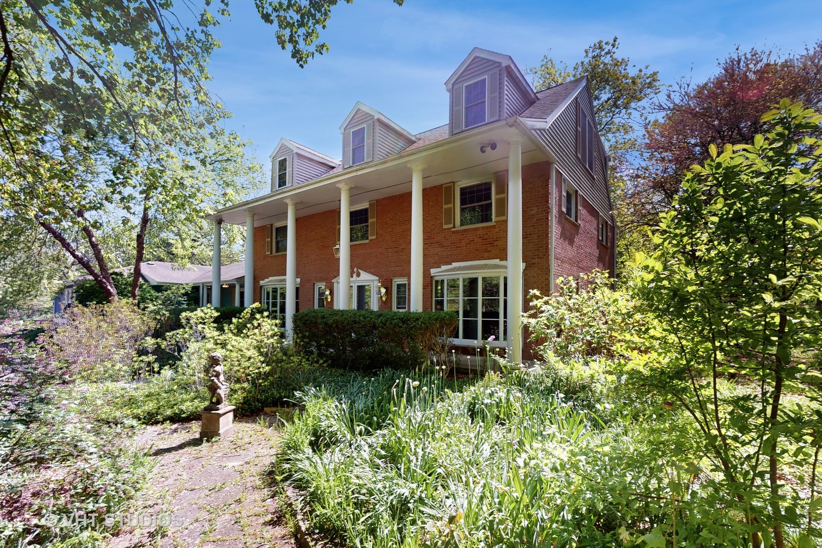 46 Old Hart Road Barrington Hills, IL 60010 - Photo 3 of 62 Gallery Image 3