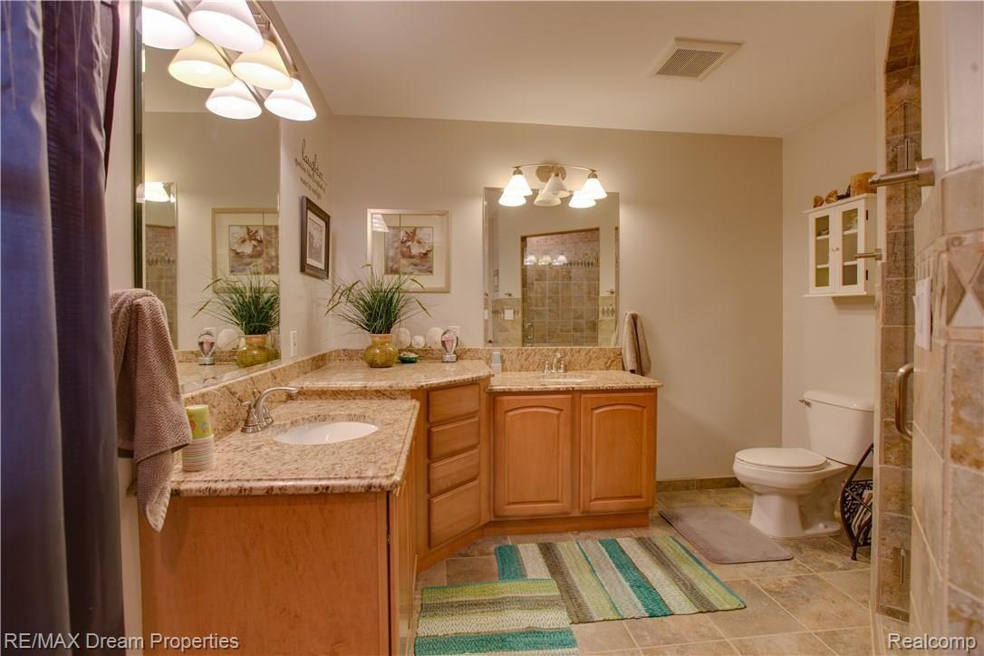 2795 East Jones Road Howell, MI 48855 - Photo 15 of 22 M10A7040_2795 E Jones Rd_.jpg