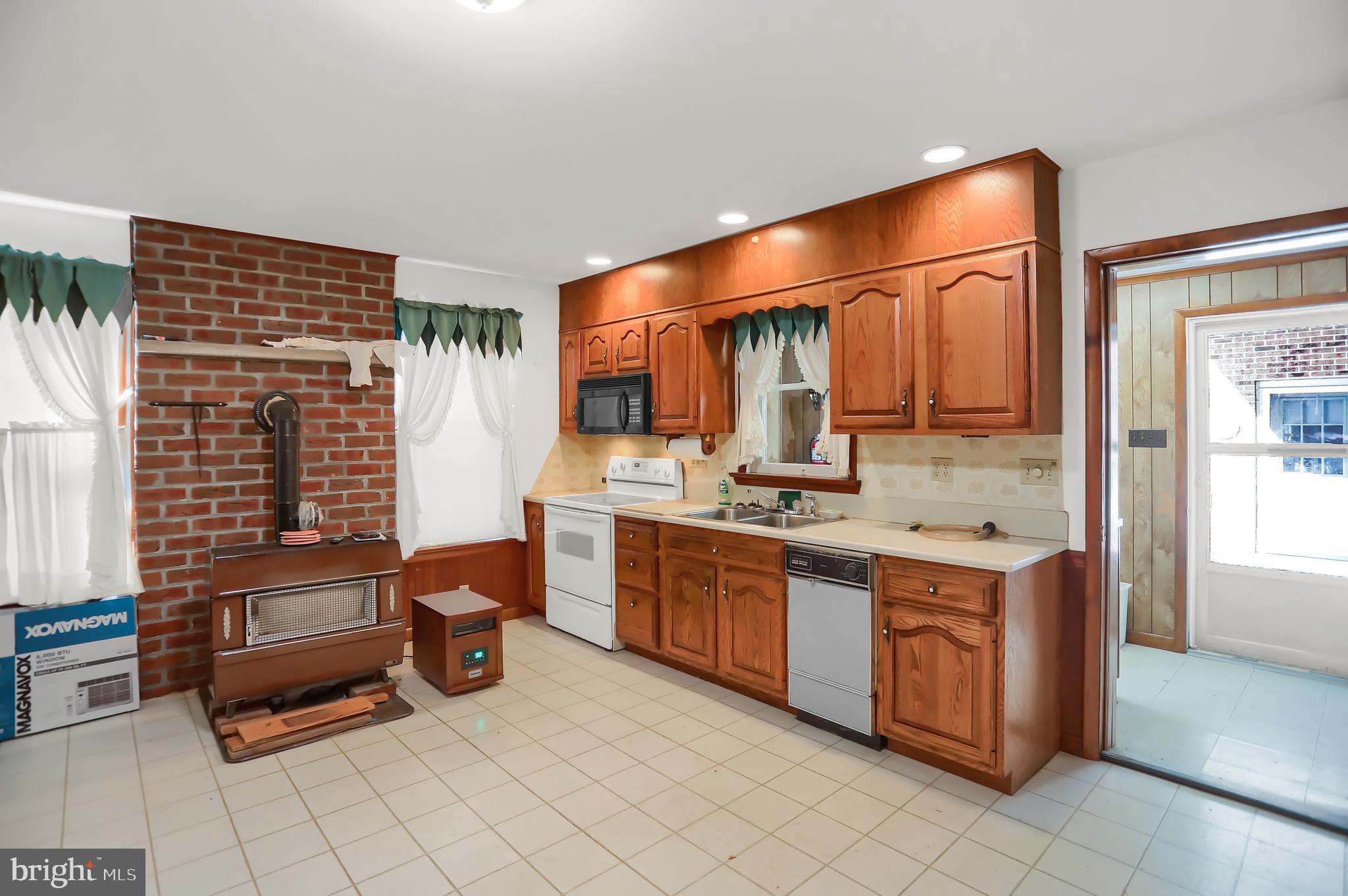 4534 Raccoon Valley Road Millerstown, PA 17062 - Photo 8 of 150 Gallery Image 8